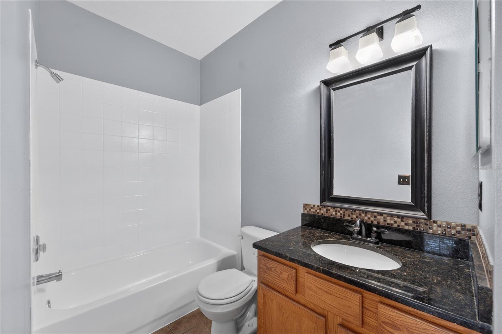 3186 BAYSHORE OAKS DR — photo 44