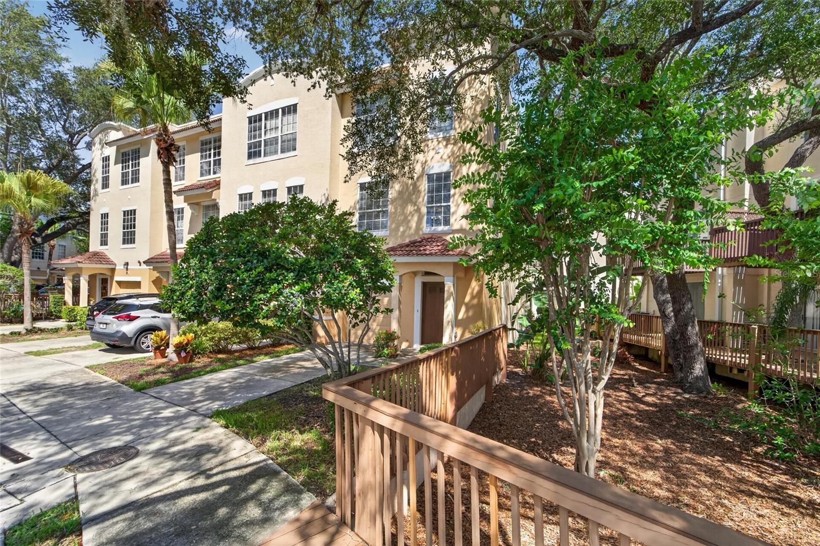 3186 BAYSHORE OAKS DR — photo 5
