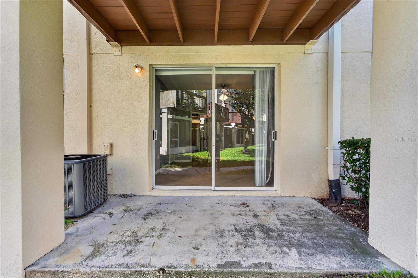 3186 BAYSHORE OAKS DR — photo 57