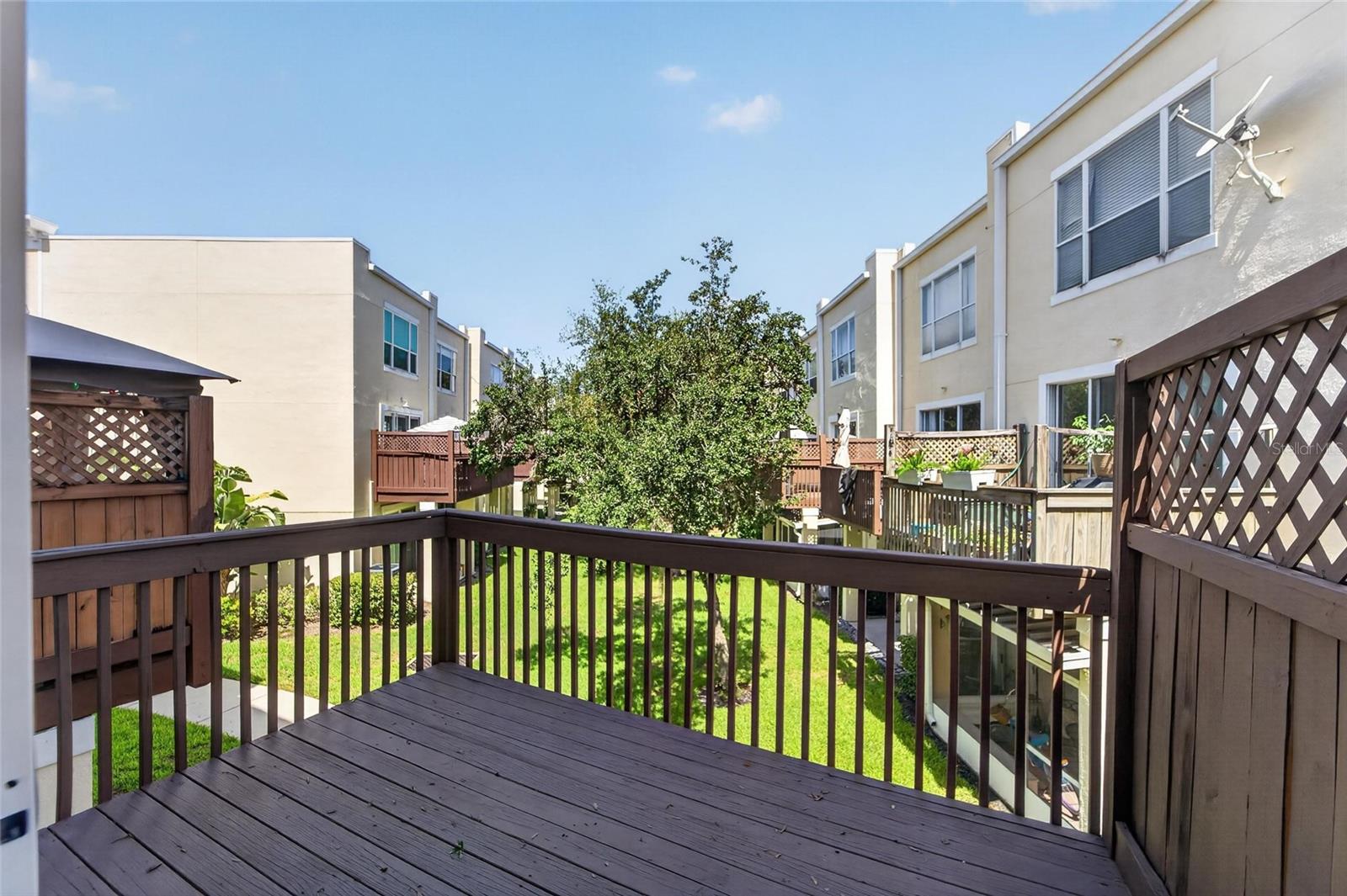 3186 BAYSHORE OAKS DR — photo 53