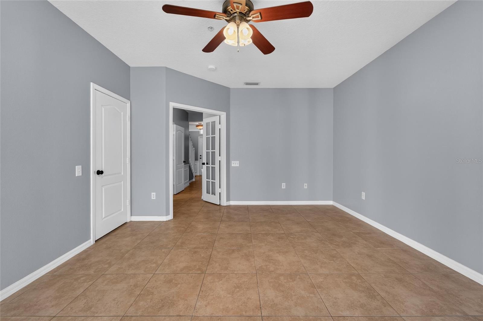 3186 BAYSHORE OAKS DR — photo 11