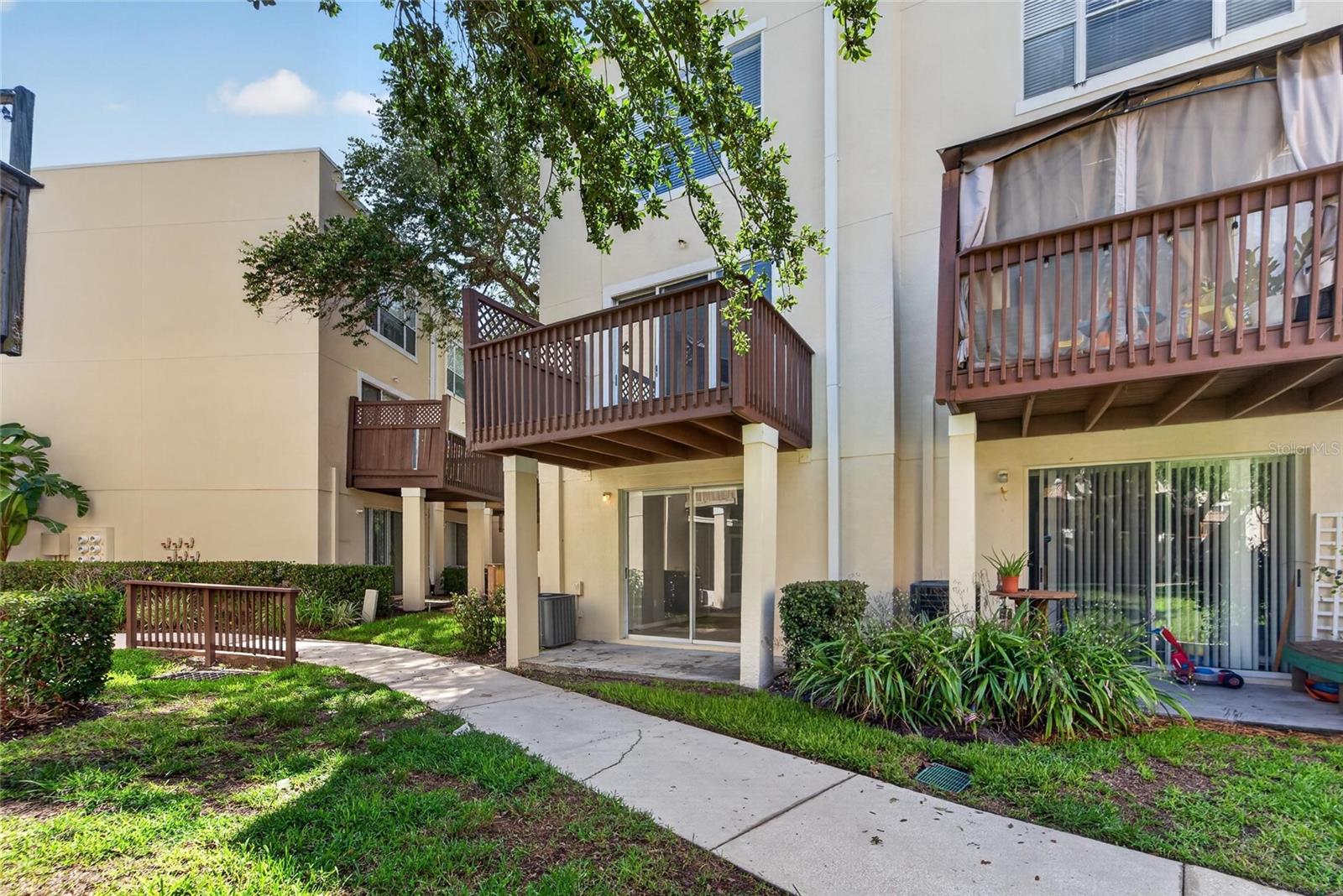 3186 BAYSHORE OAKS DR — photo 55