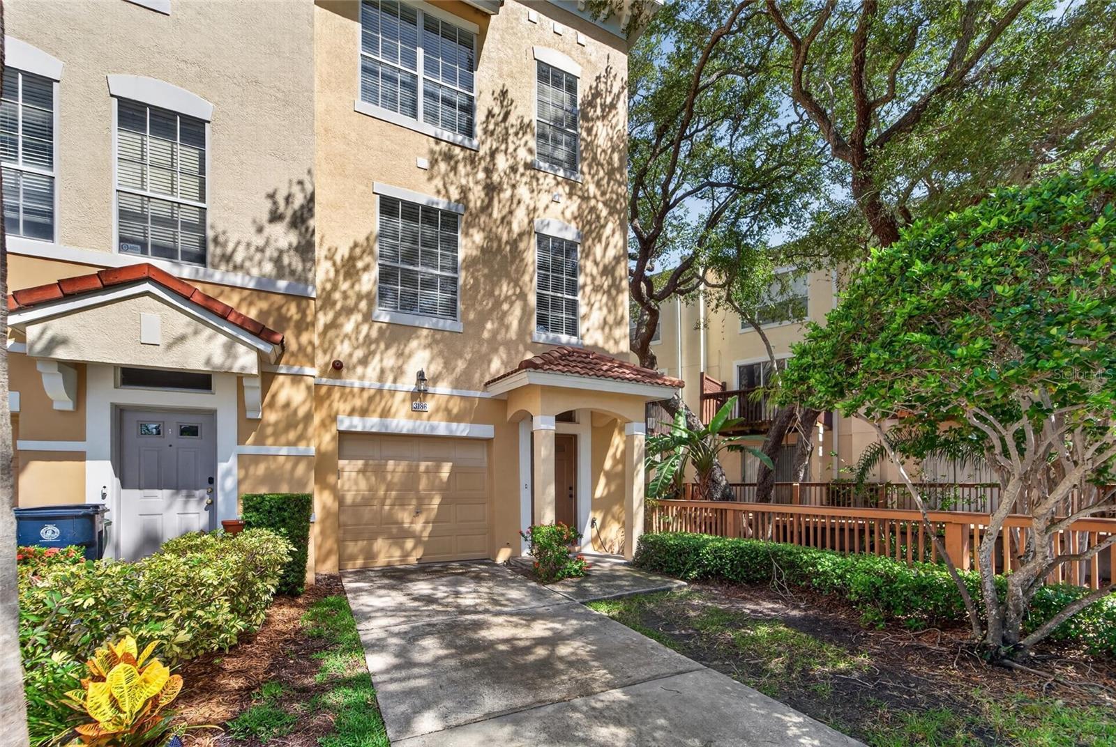 3186 BAYSHORE OAKS DR — photo 3