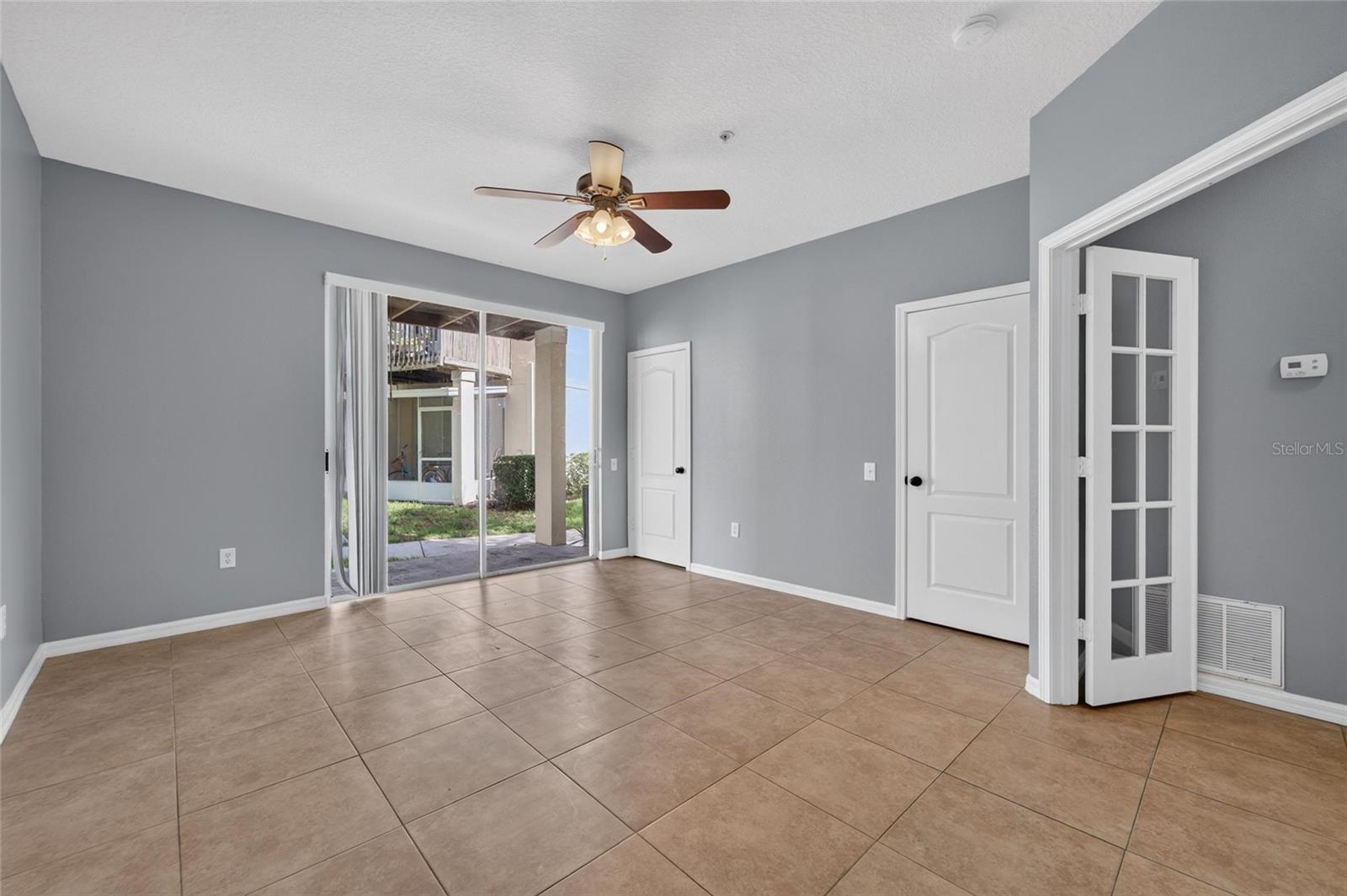 3186 BAYSHORE OAKS DR — photo 10