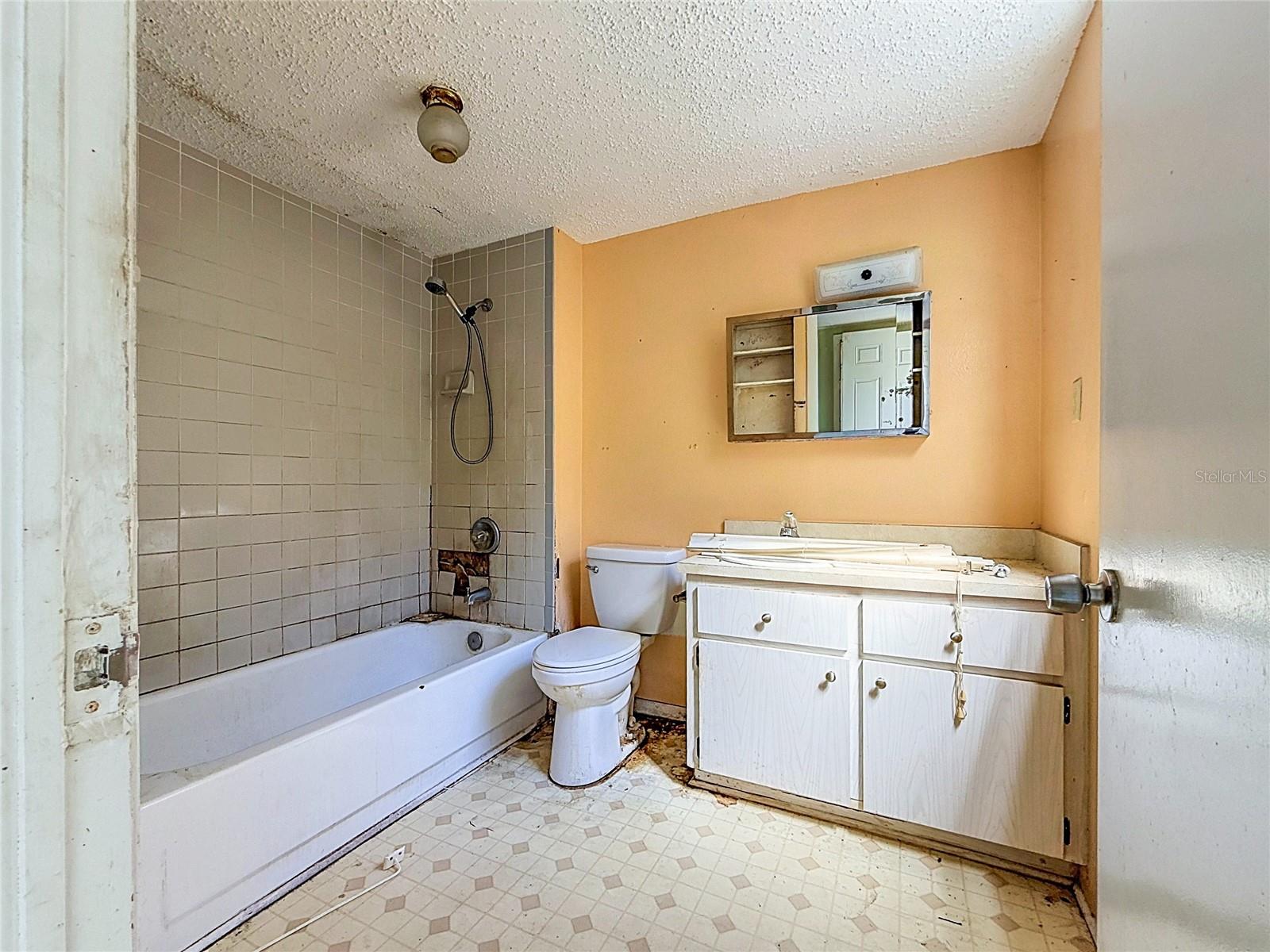 331 MARIE ST — photo 21