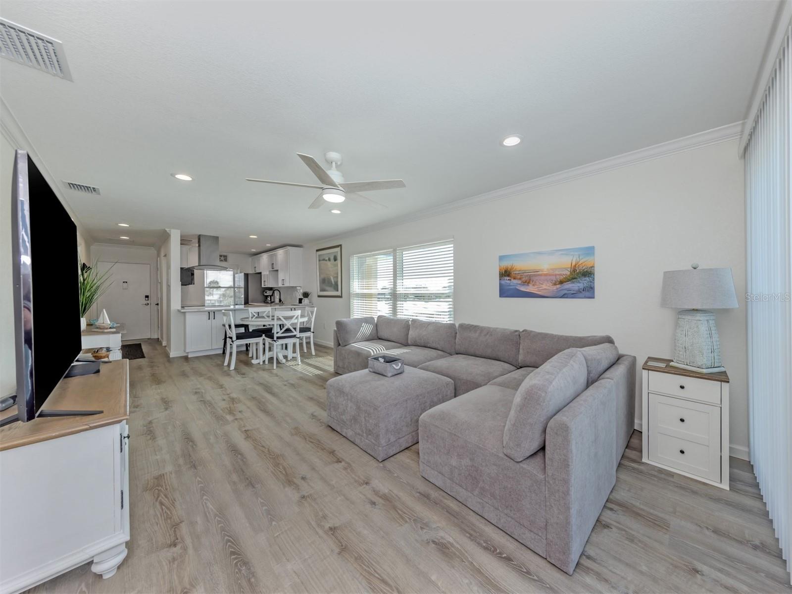 1400 TARPON CENTER DR #314 — photo 35