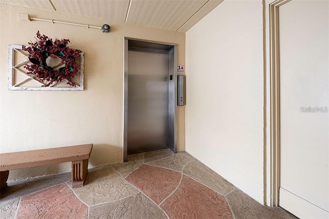 1400 TARPON CENTER DR #314 — photo 21