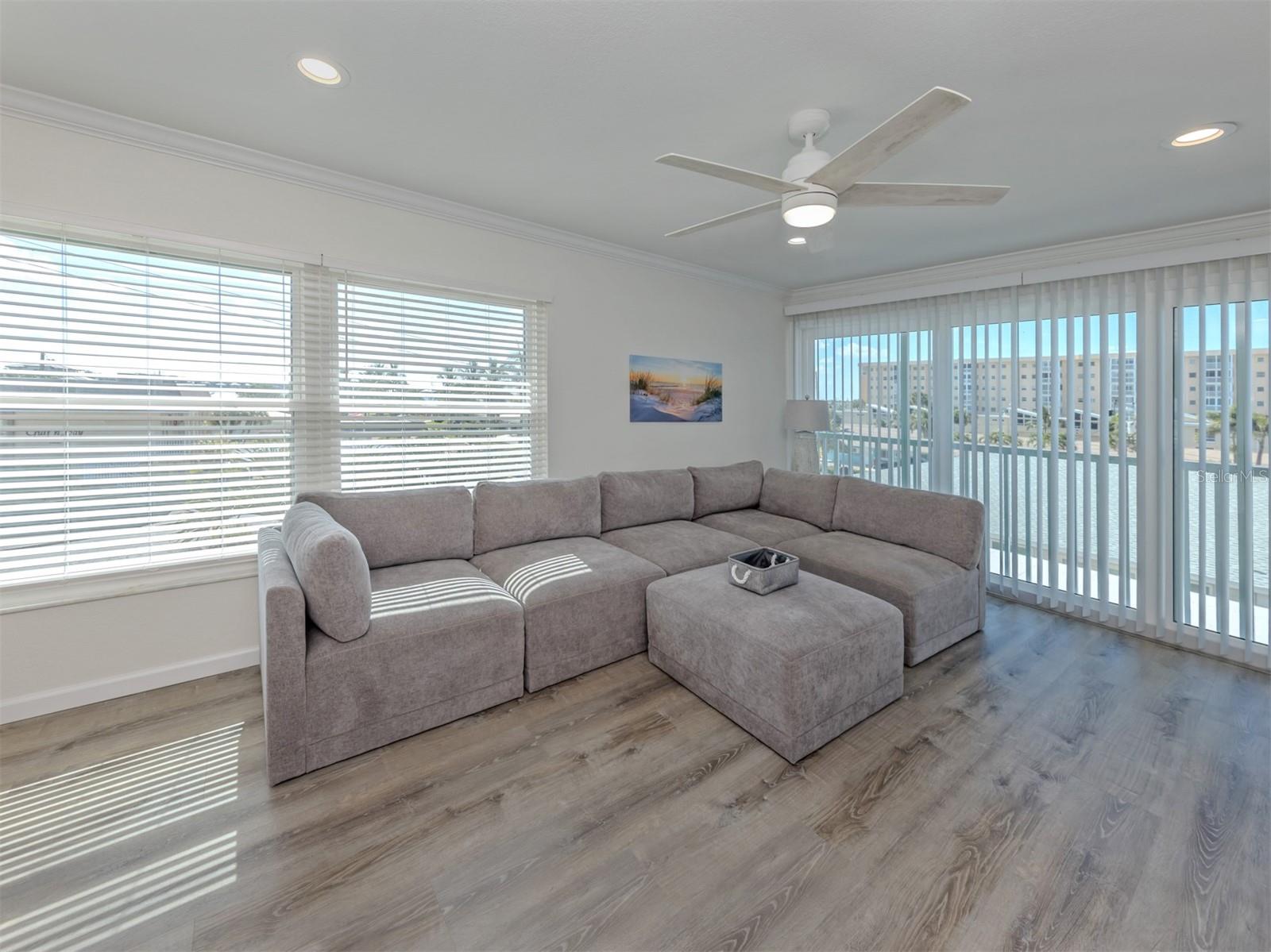 1400 TARPON CENTER DR #314 — photo 33