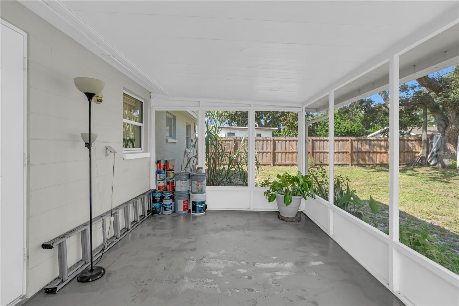 1400 JENNINGS DR — photo 20
