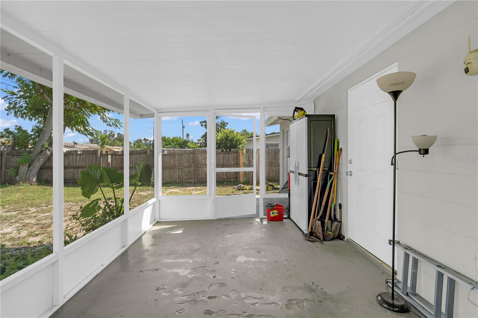 1400 JENNINGS DR — photo 21