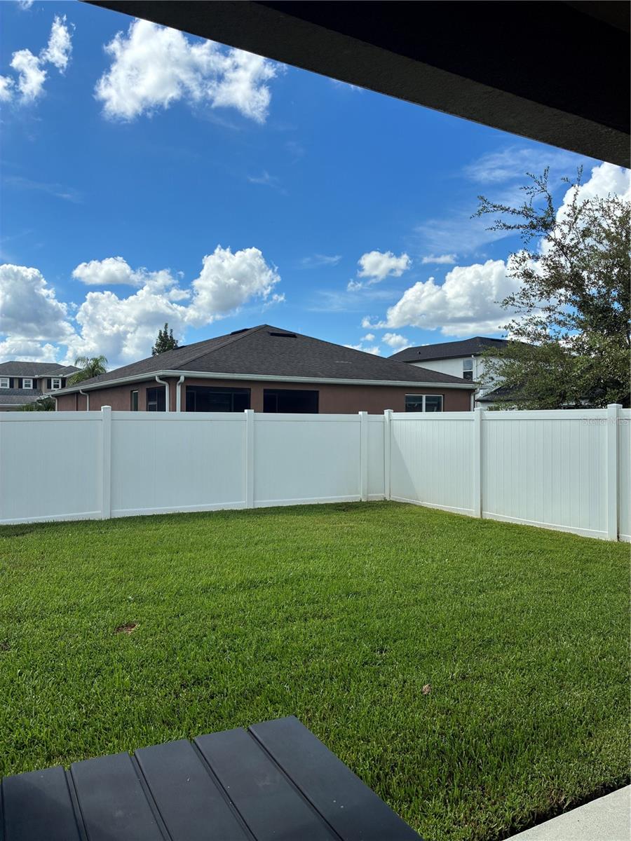 5401 SUNCATCHER DR — photo 39
