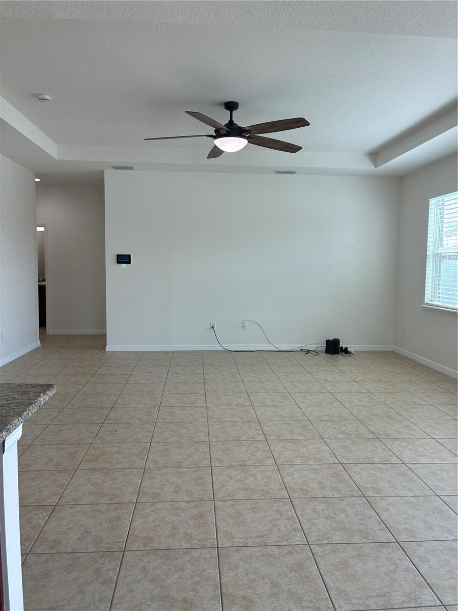 5401 SUNCATCHER DR — photo 12