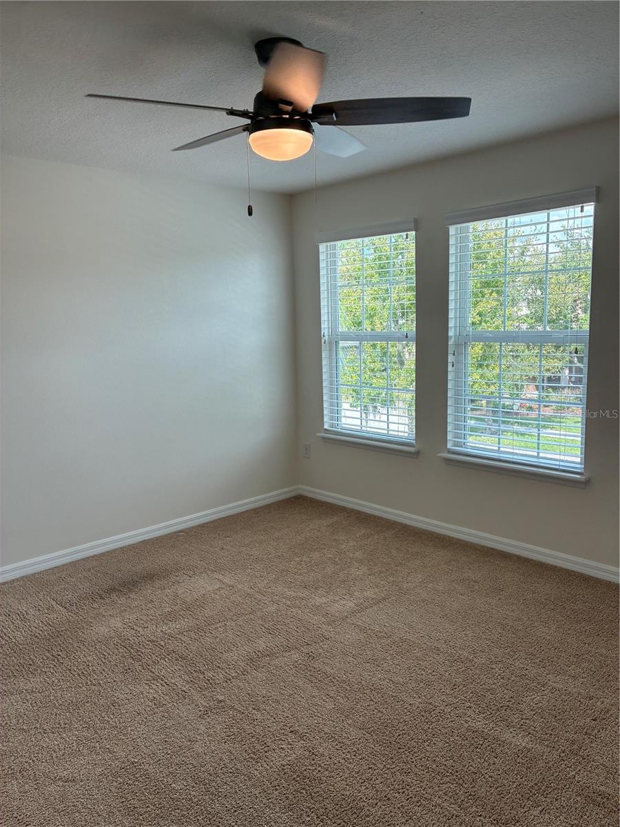 5401 SUNCATCHER DR — photo 26