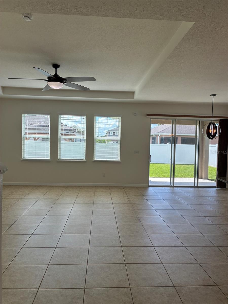 5401 SUNCATCHER DR — photo 6