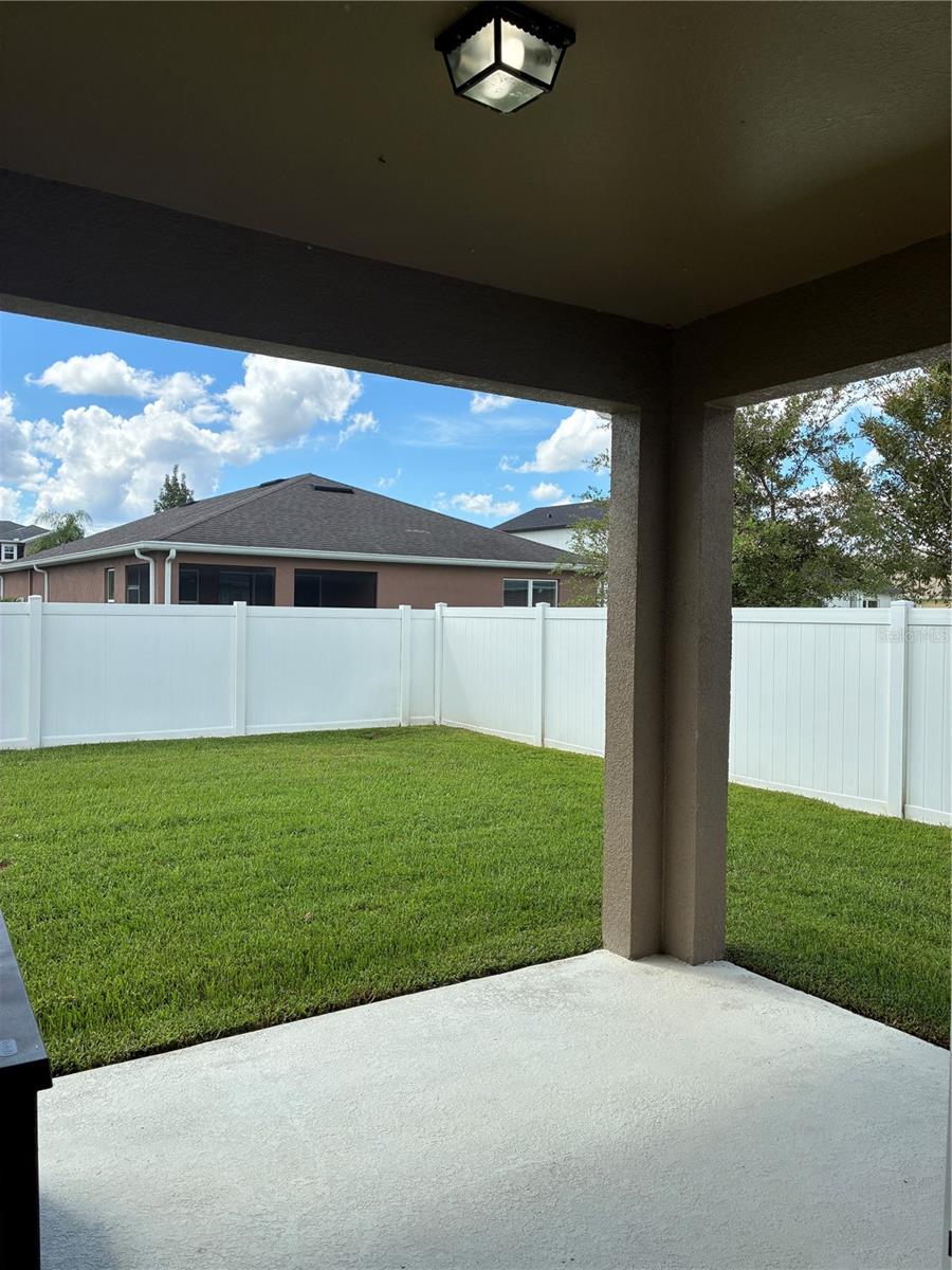 5401 SUNCATCHER DR — photo 35
