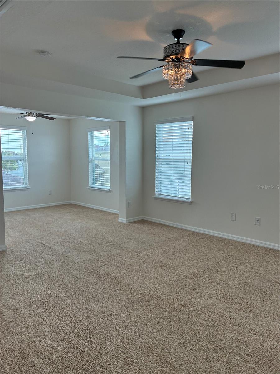 5401 SUNCATCHER DR — photo 31