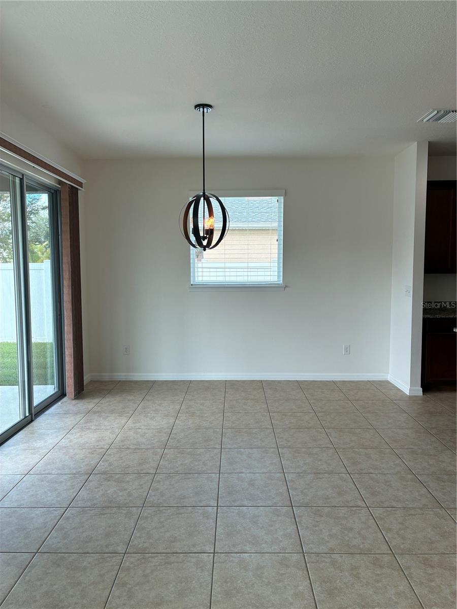 5401 SUNCATCHER DR — photo 11