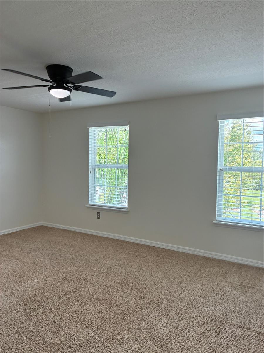 5401 SUNCATCHER DR — photo 20