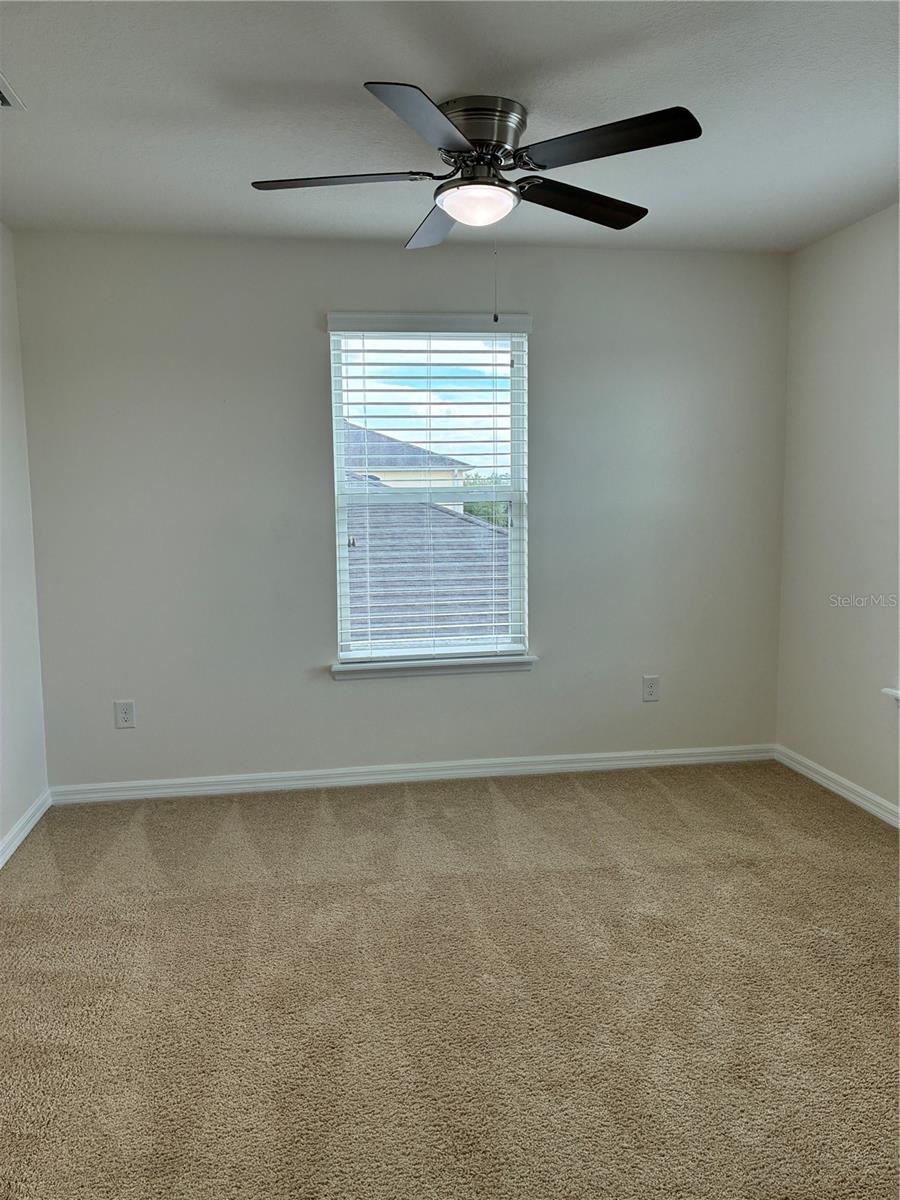 5401 SUNCATCHER DR — photo 32