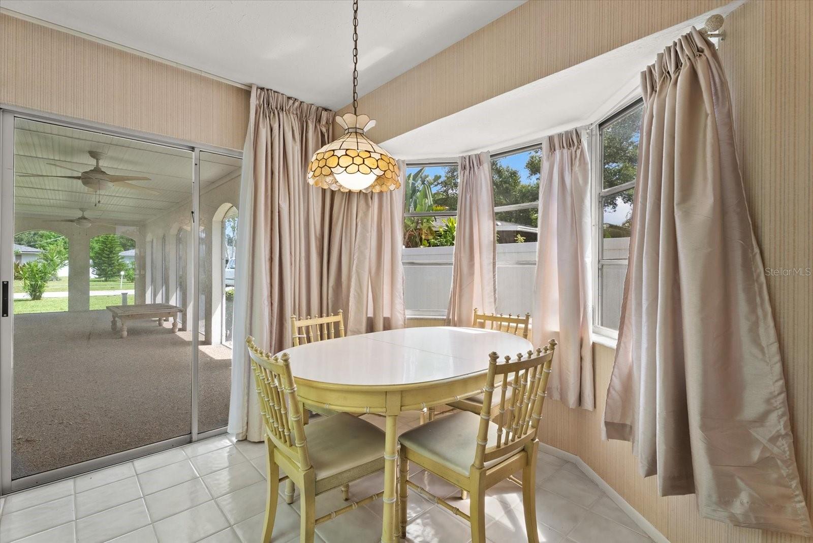 3378 KENMORE DR — photo 17