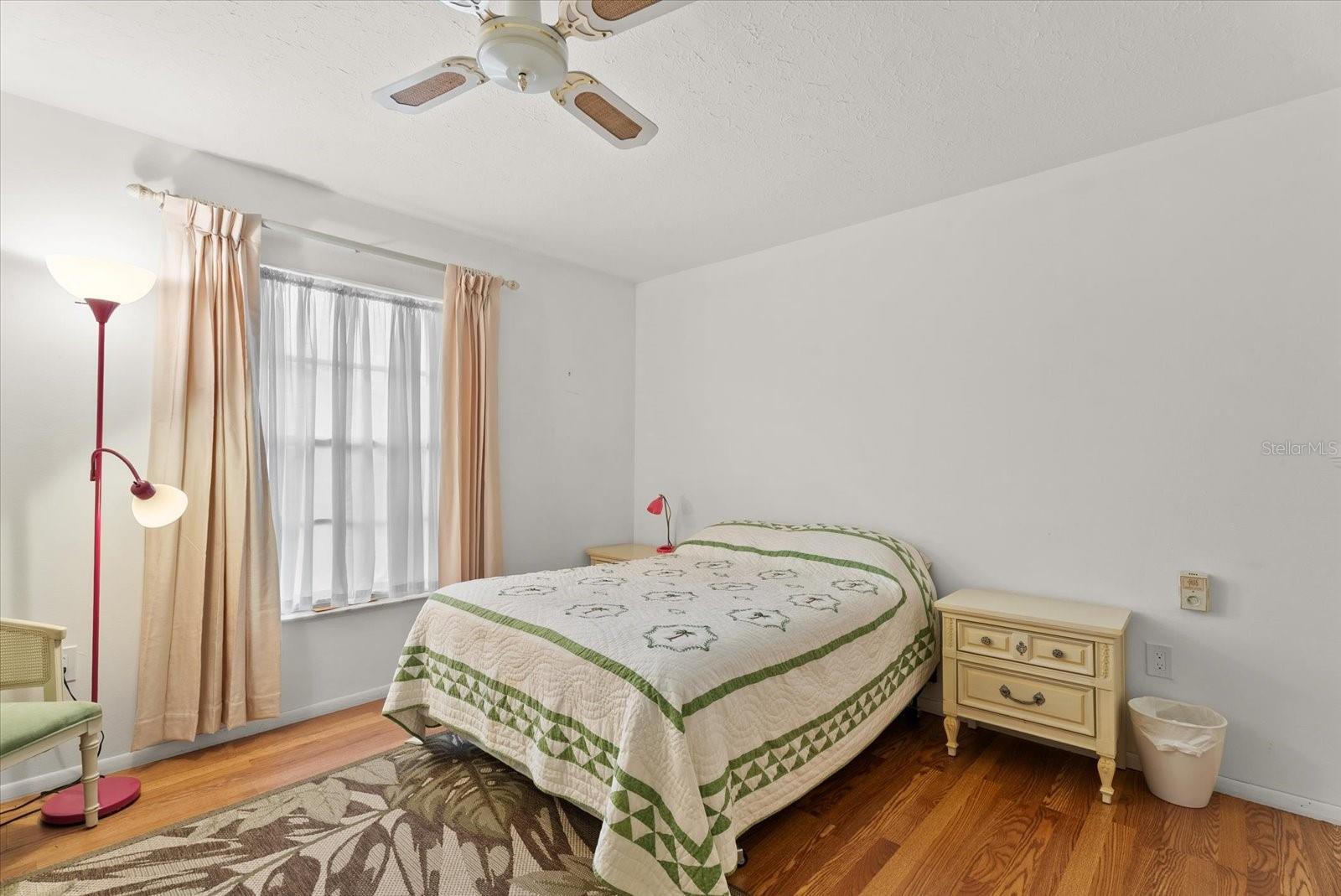 3378 KENMORE DR — photo 8