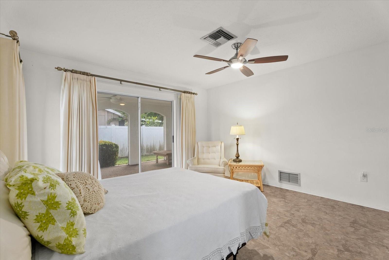 3378 KENMORE DR — photo 19