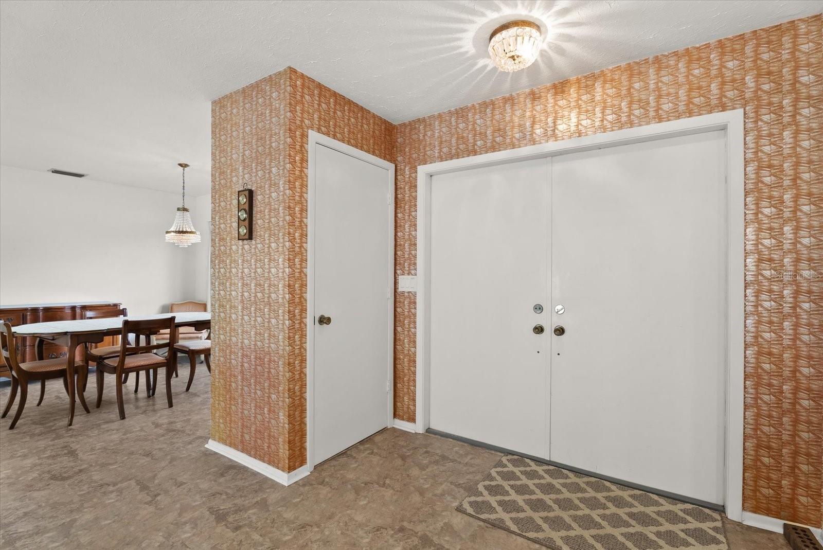 3378 KENMORE DR — photo 11