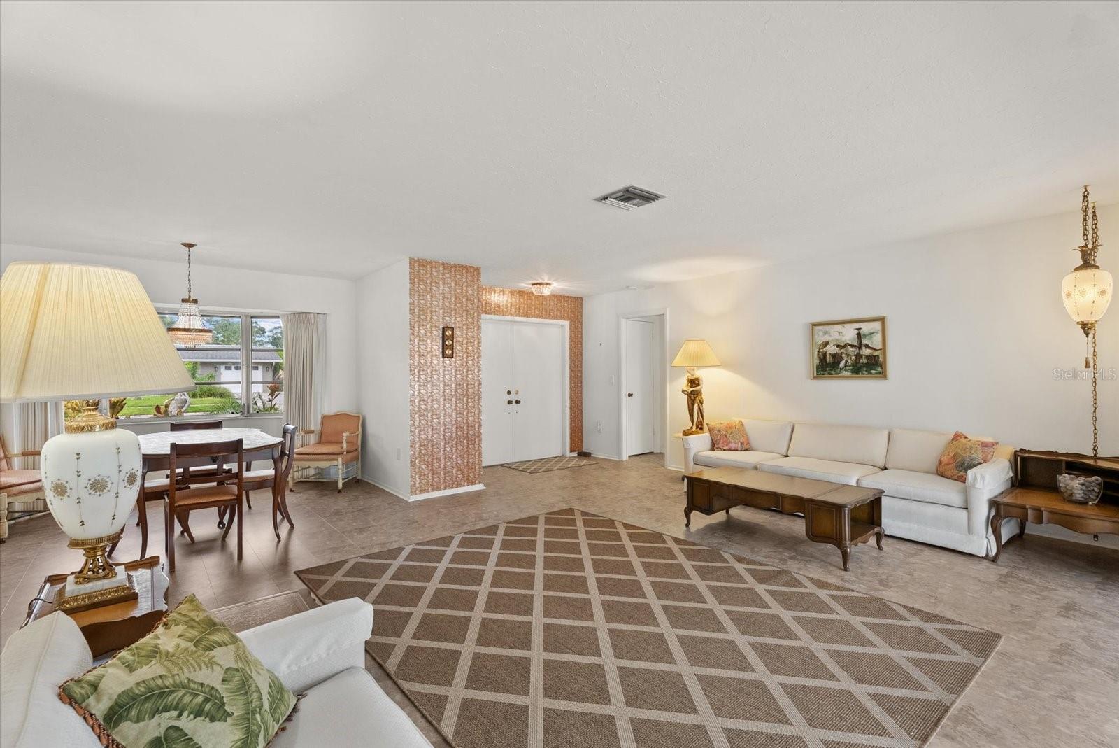 3378 KENMORE DR — photo 15