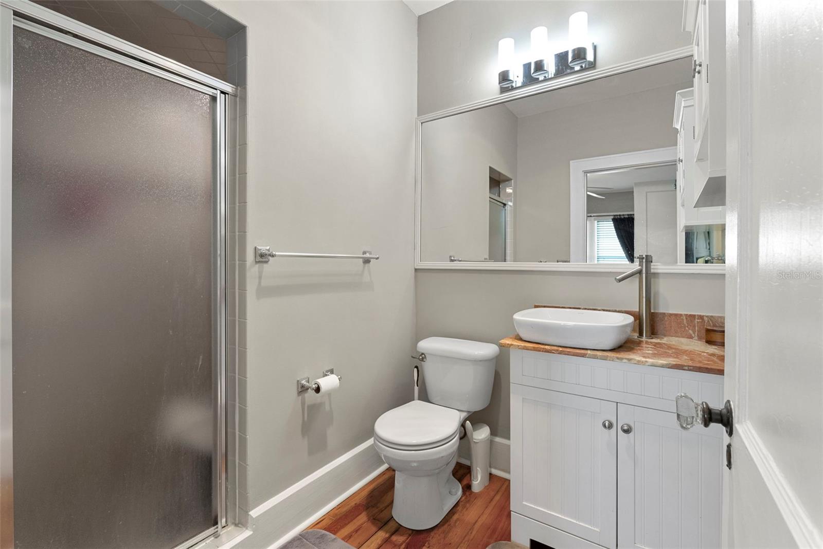 2842 DARTMOUTH AVE N — photo 27