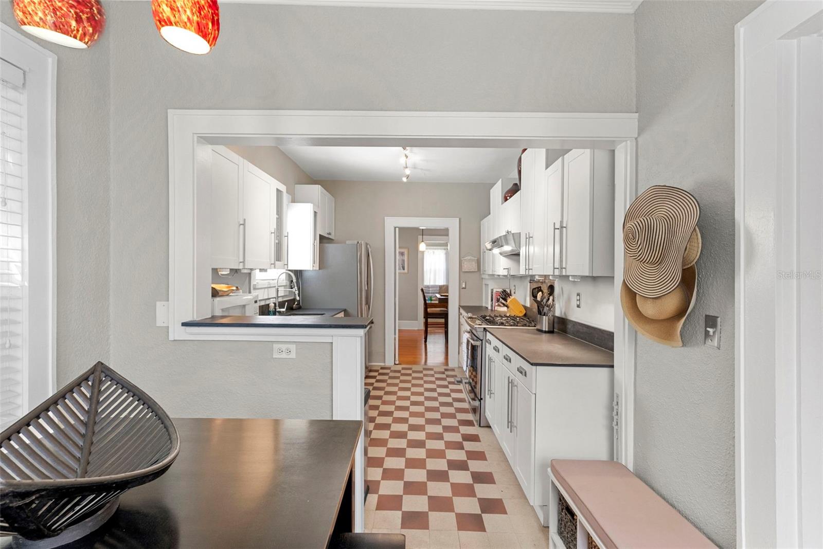 2842 DARTMOUTH AVE N — photo 19
