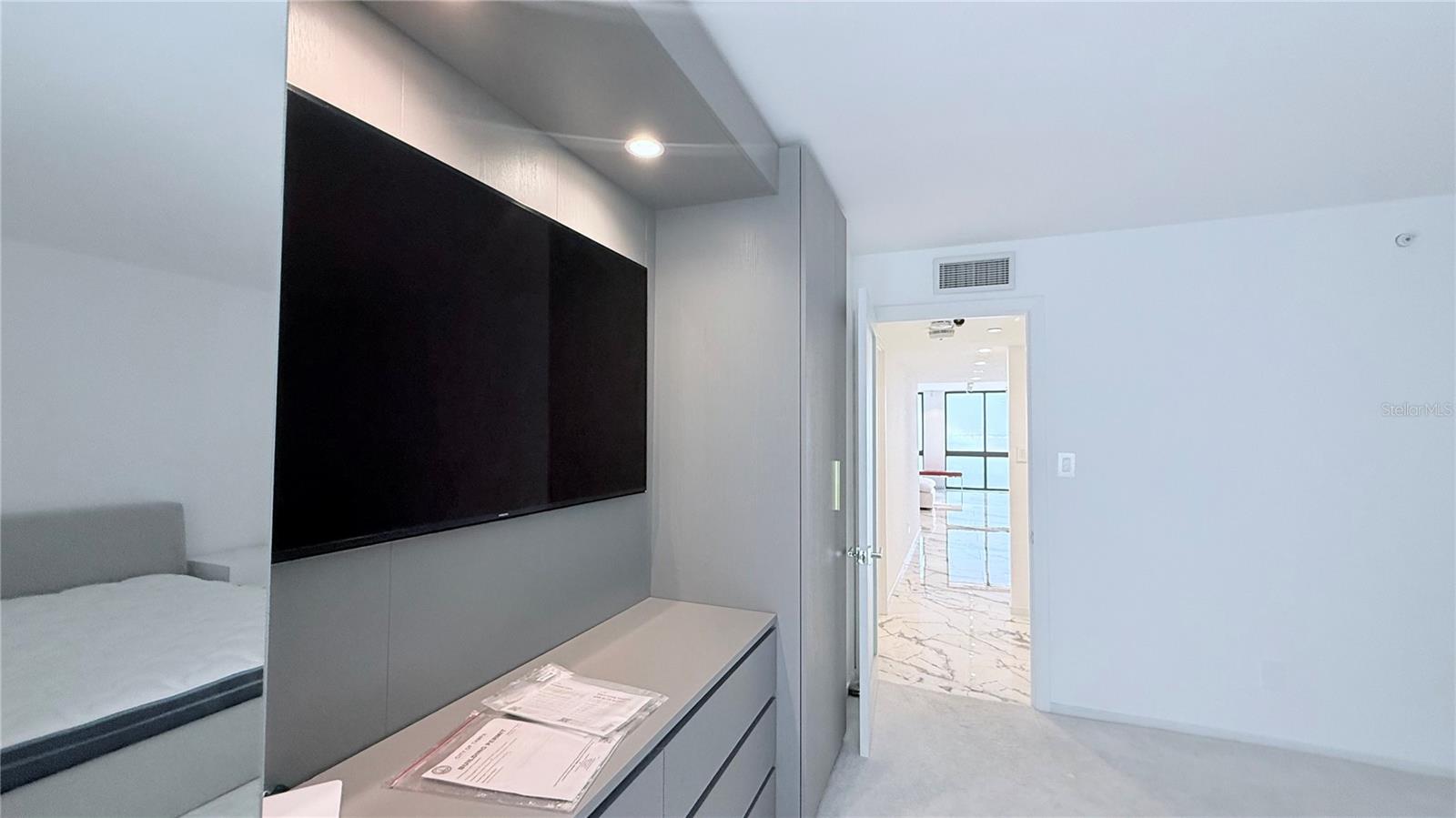 3301 BAYSHORE BLVD #905C — photo 29