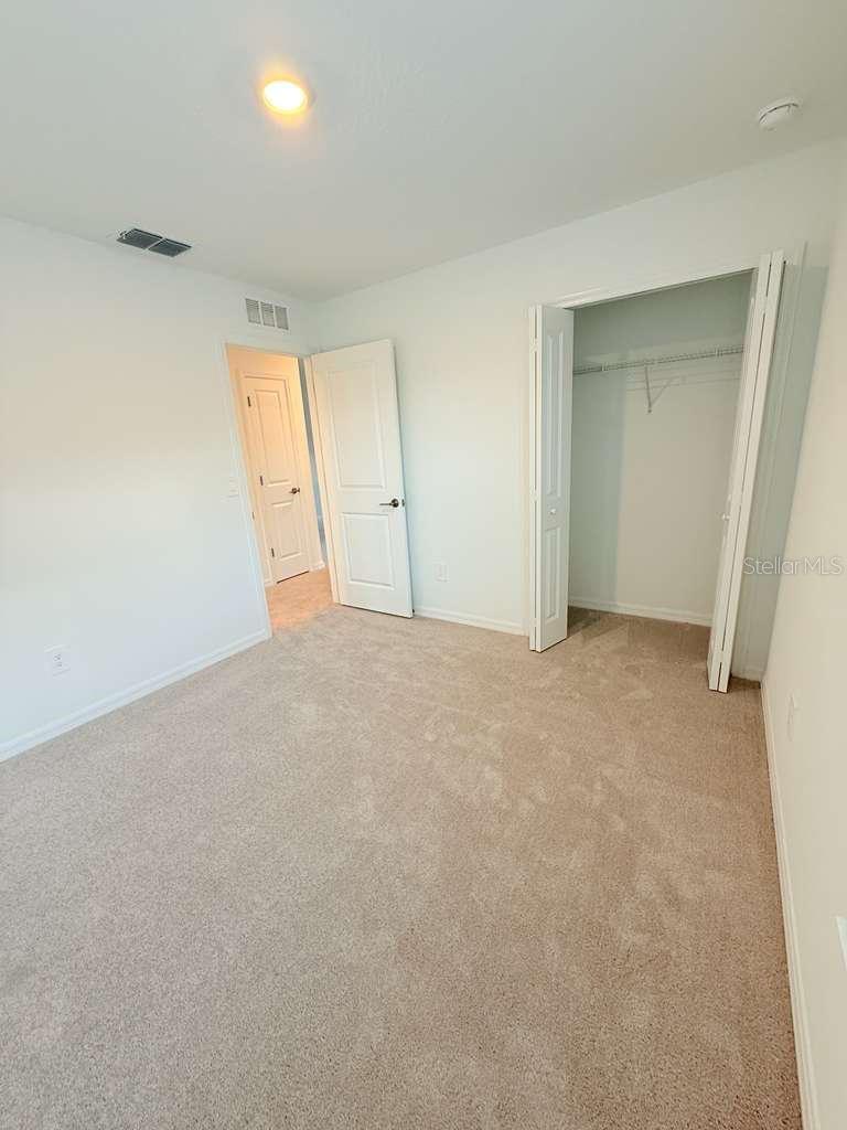 17602 PLEASANTVIEW BLVD — photo 30