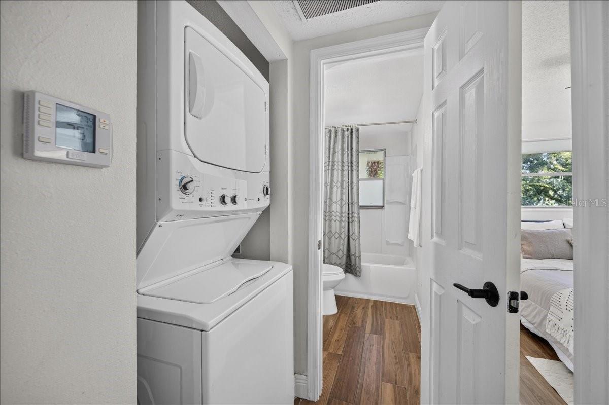 4417 RIVER DR — photo 28