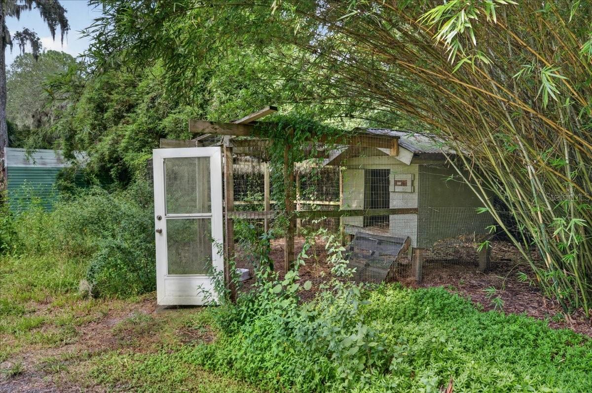 4417 RIVER DR — photo 49