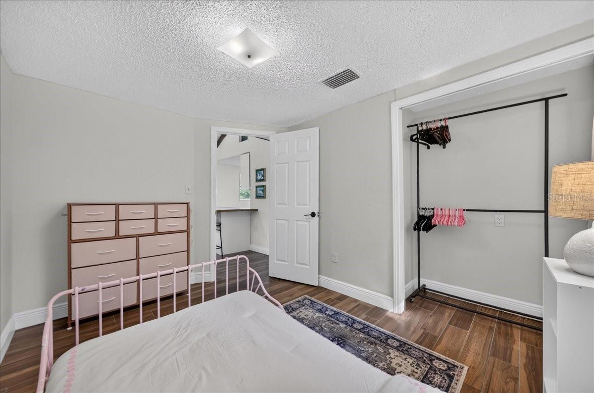 4417 RIVER DR — photo 22