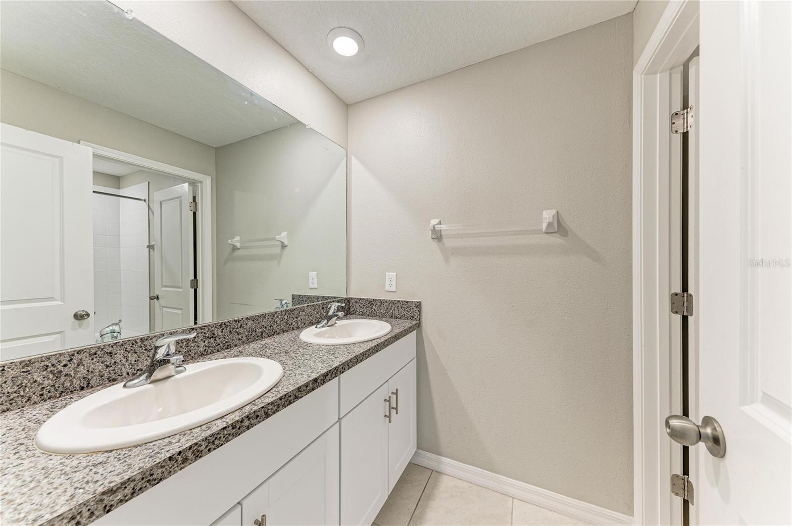 7116 FERN GARDEN CT — photo 53