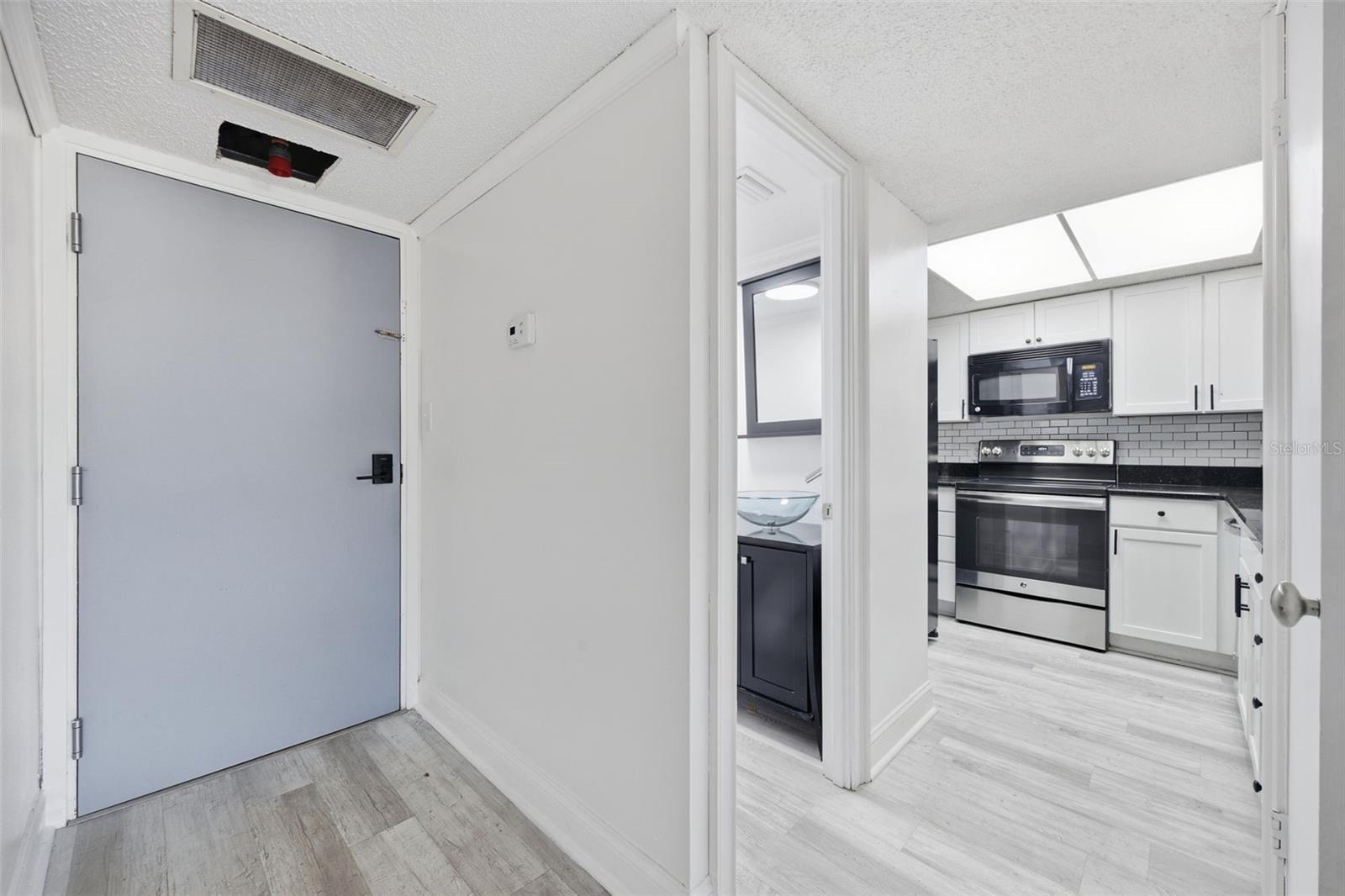 4141 BAYSHORE BLVD #205 — photo 3