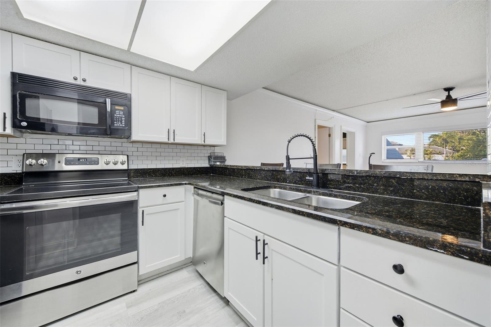 4141 BAYSHORE BLVD #205 — photo 4