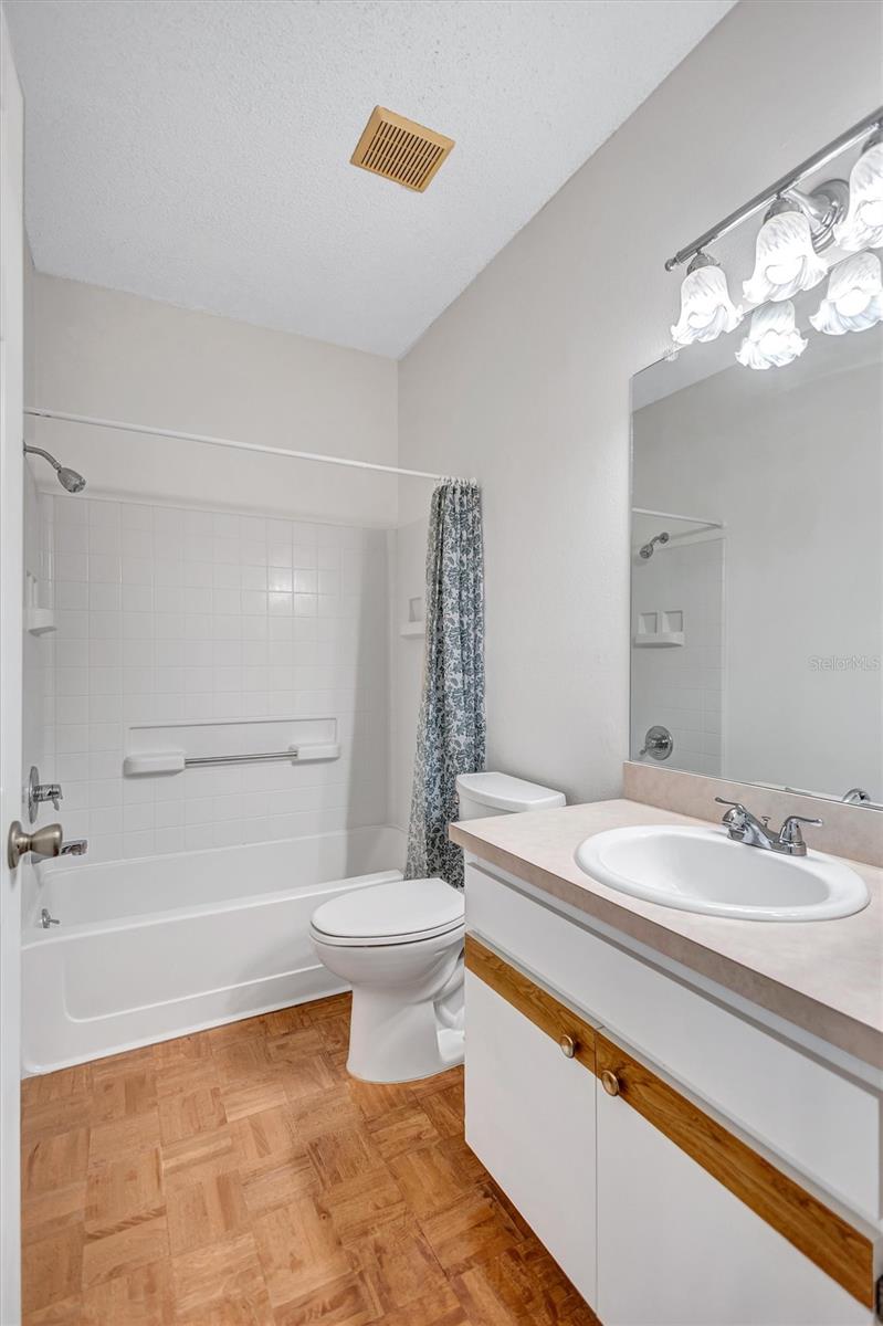 2620 NEWCOMB CT — photo 18