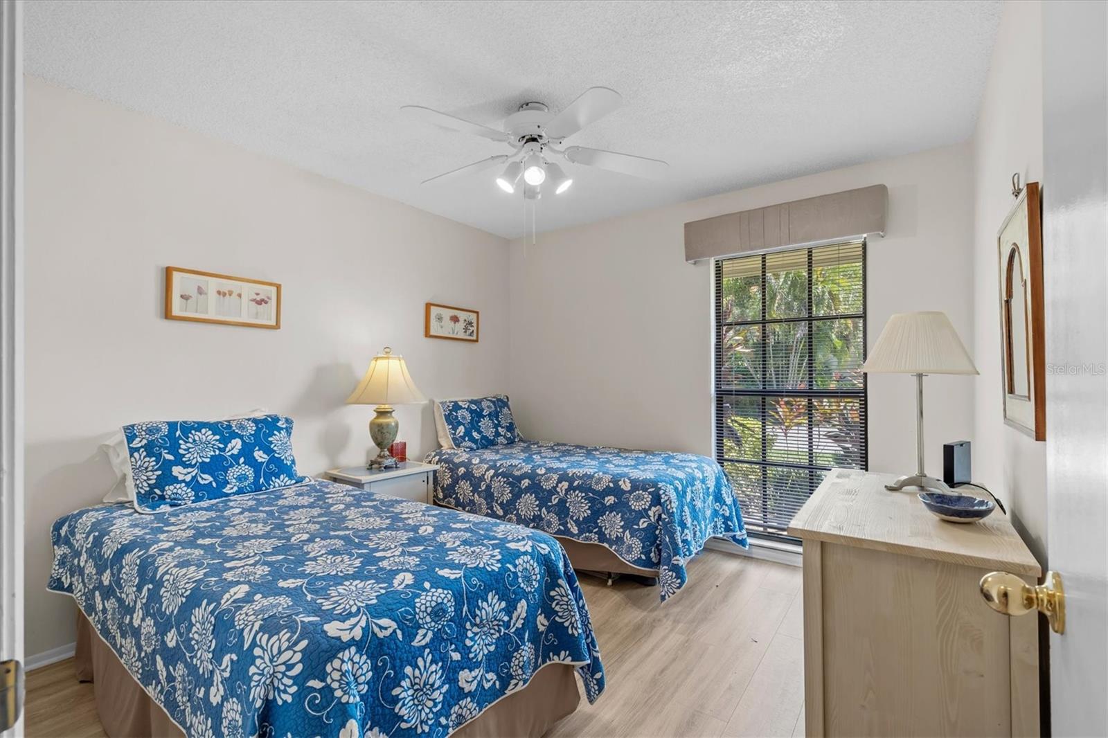 1 WINDRUSH BAY DR — photo 19