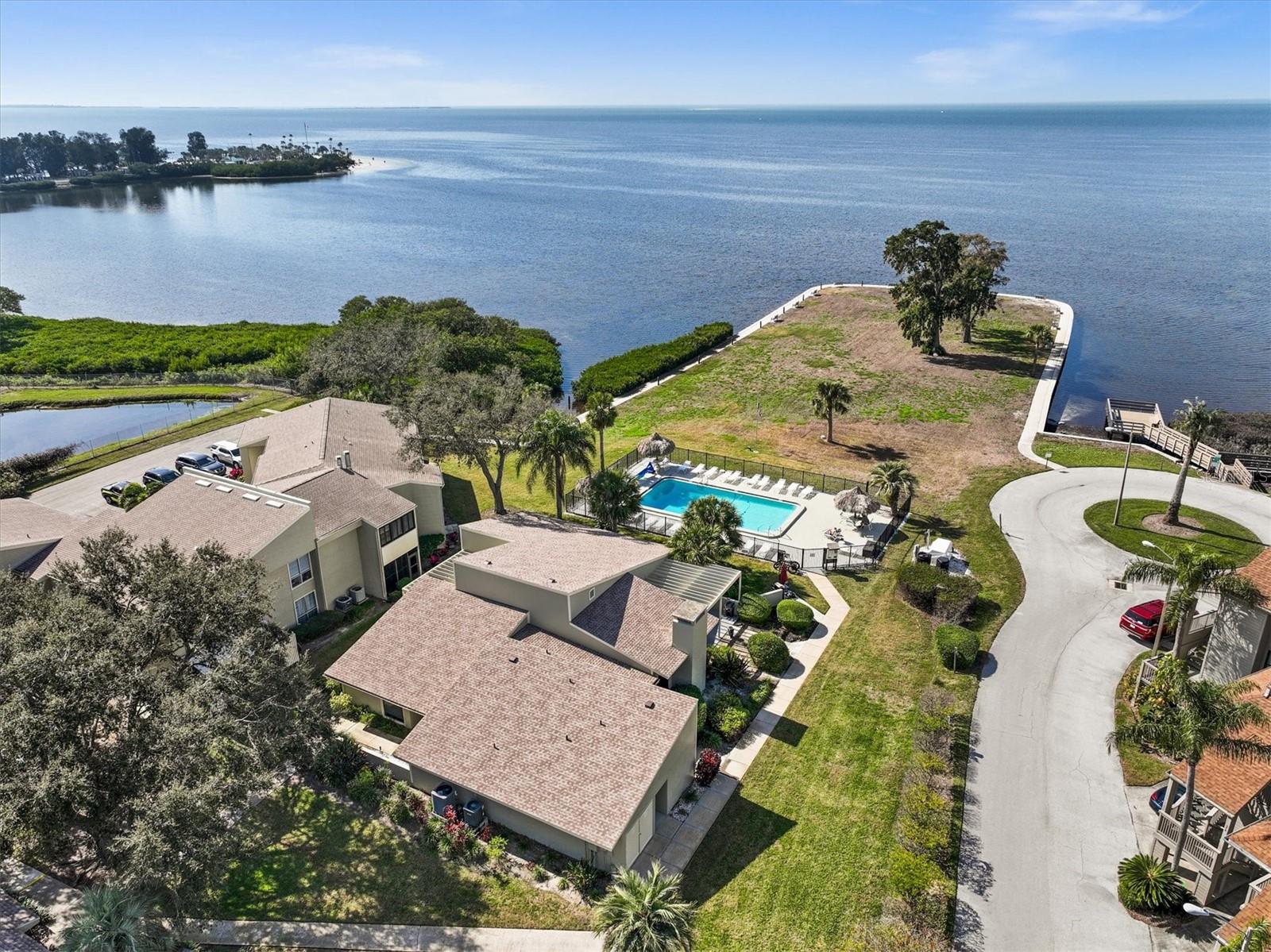 1 WINDRUSH BAY DR — photo 42
