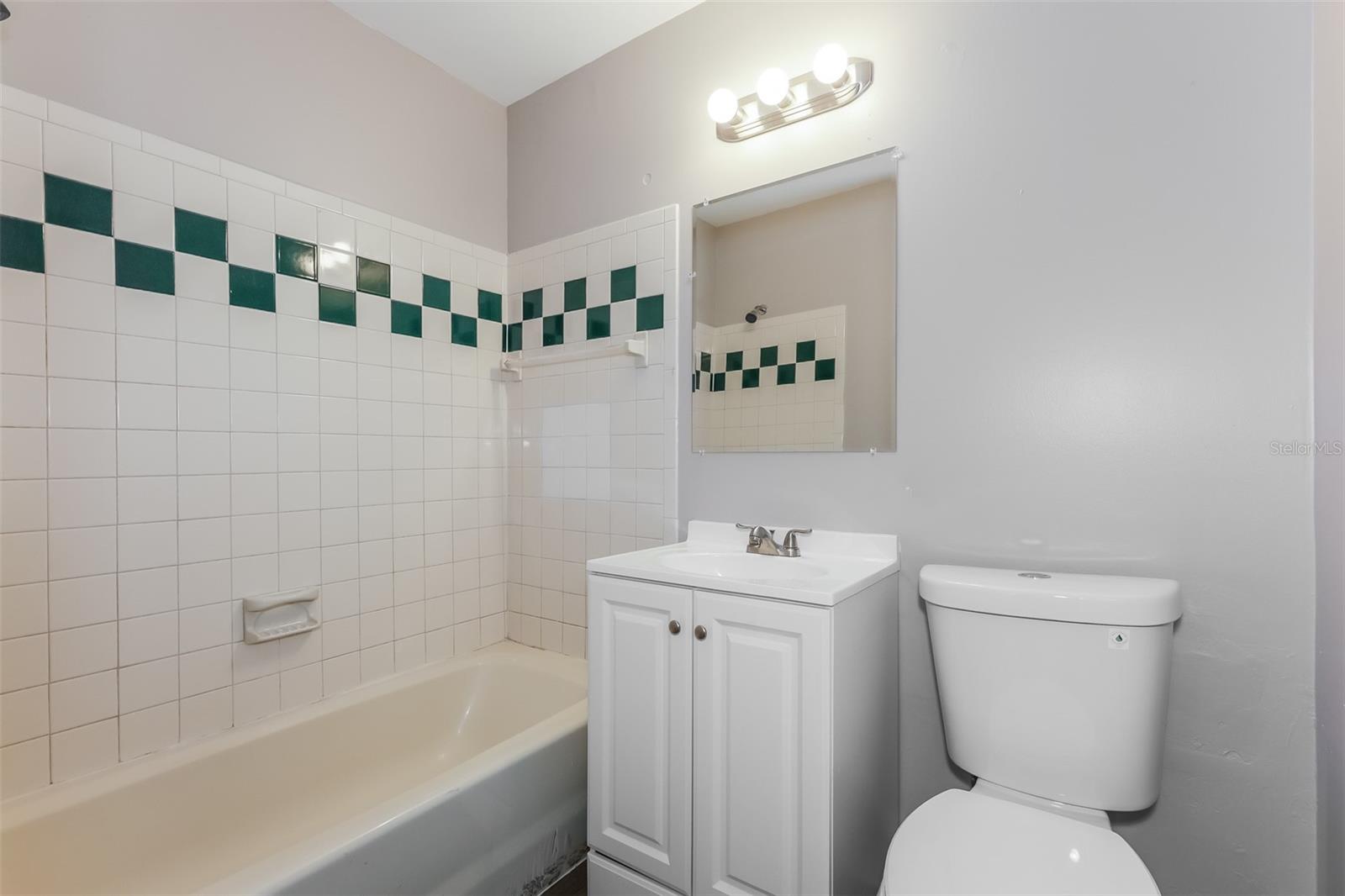 7602 PINE HILL DR — photo 14