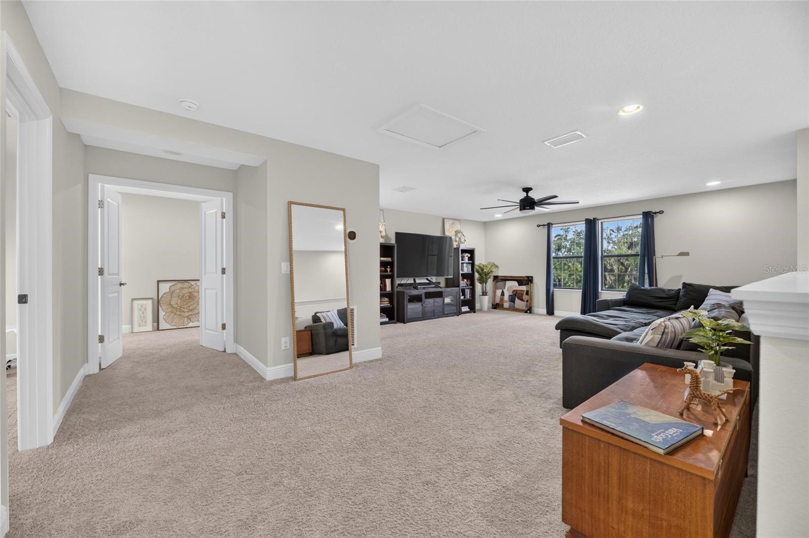 9125 WARM SPRINGS CIR — photo 23