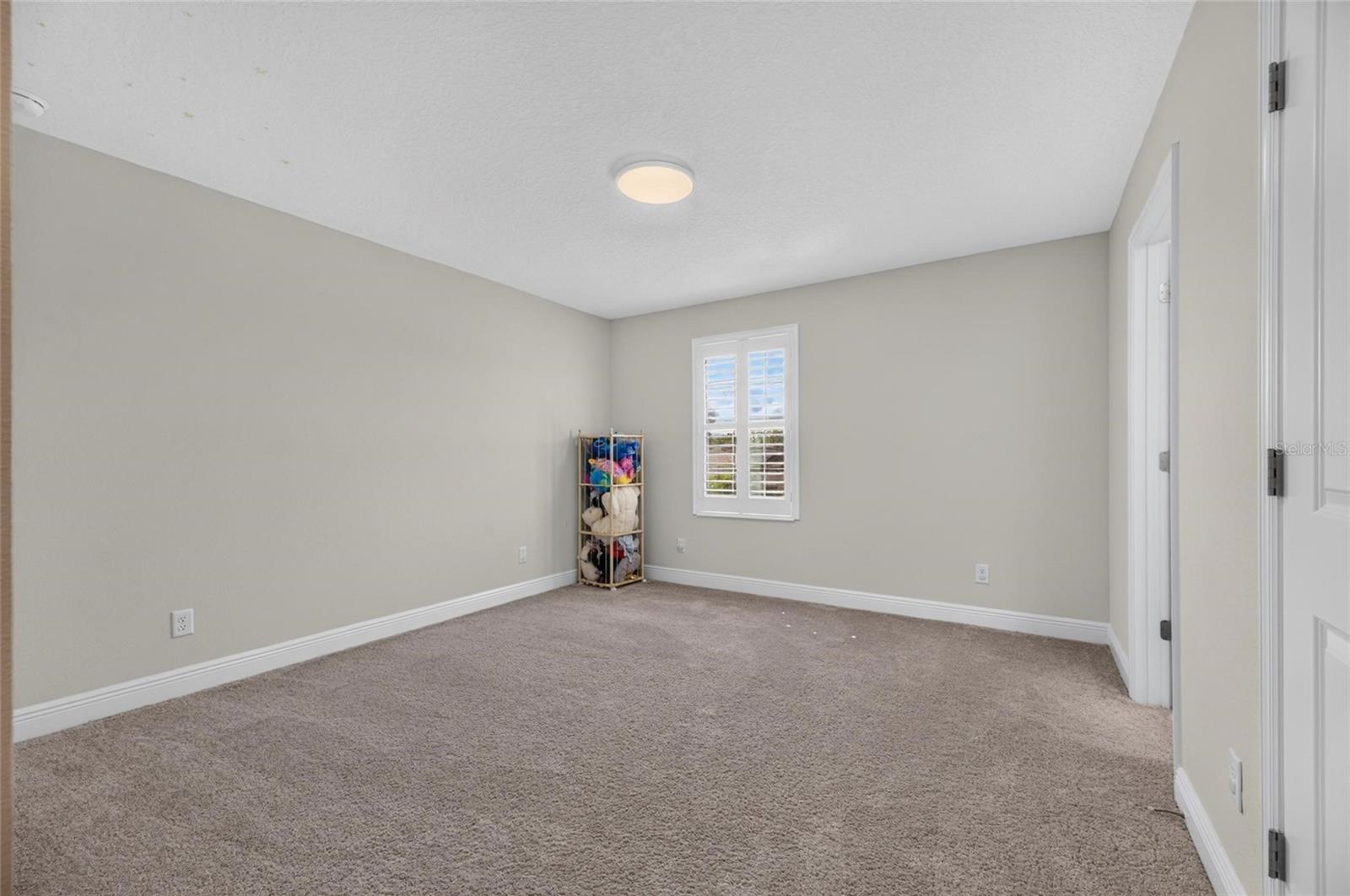 9125 WARM SPRINGS CIR — photo 32