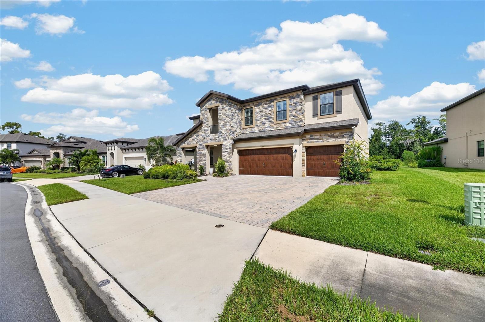 9125 WARM SPRINGS CIR — photo 4