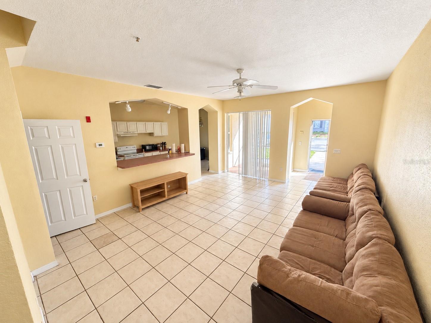 5001 SUNRIDGE PALMS DR — photo 3