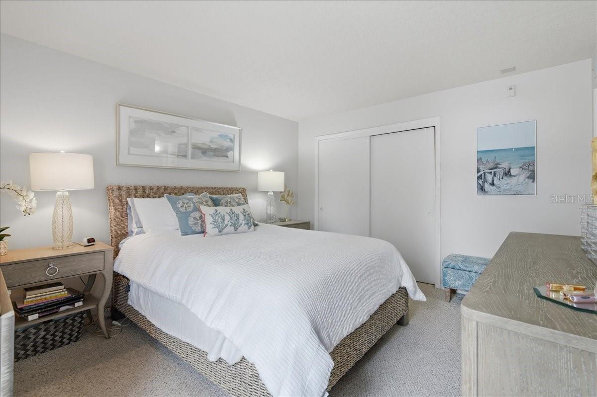 111 SEAHORSE DR SE #B — photo 34