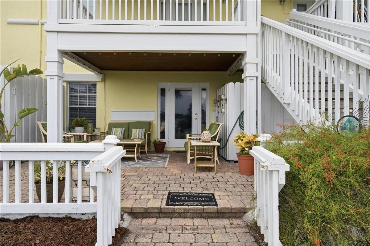 111 SEAHORSE DR SE #B — photo 38