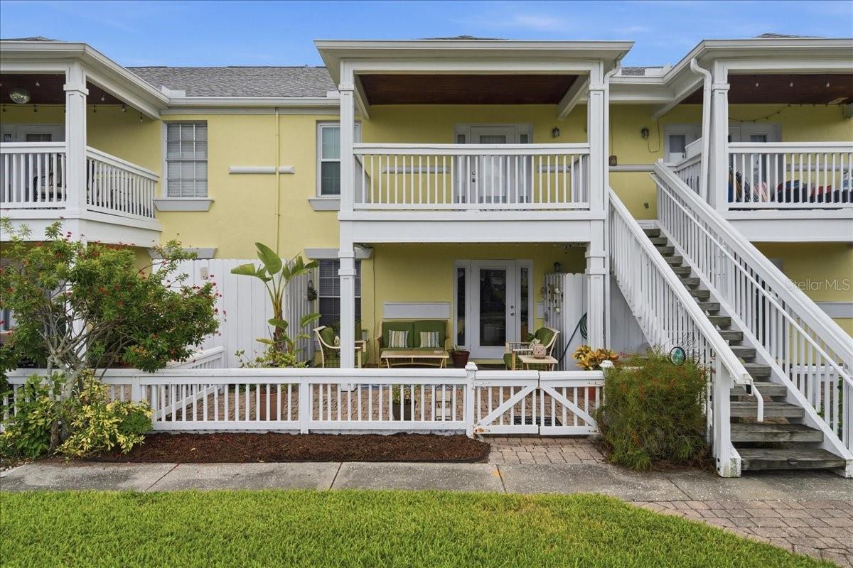 111 SEAHORSE DR SE #B — photo 39
