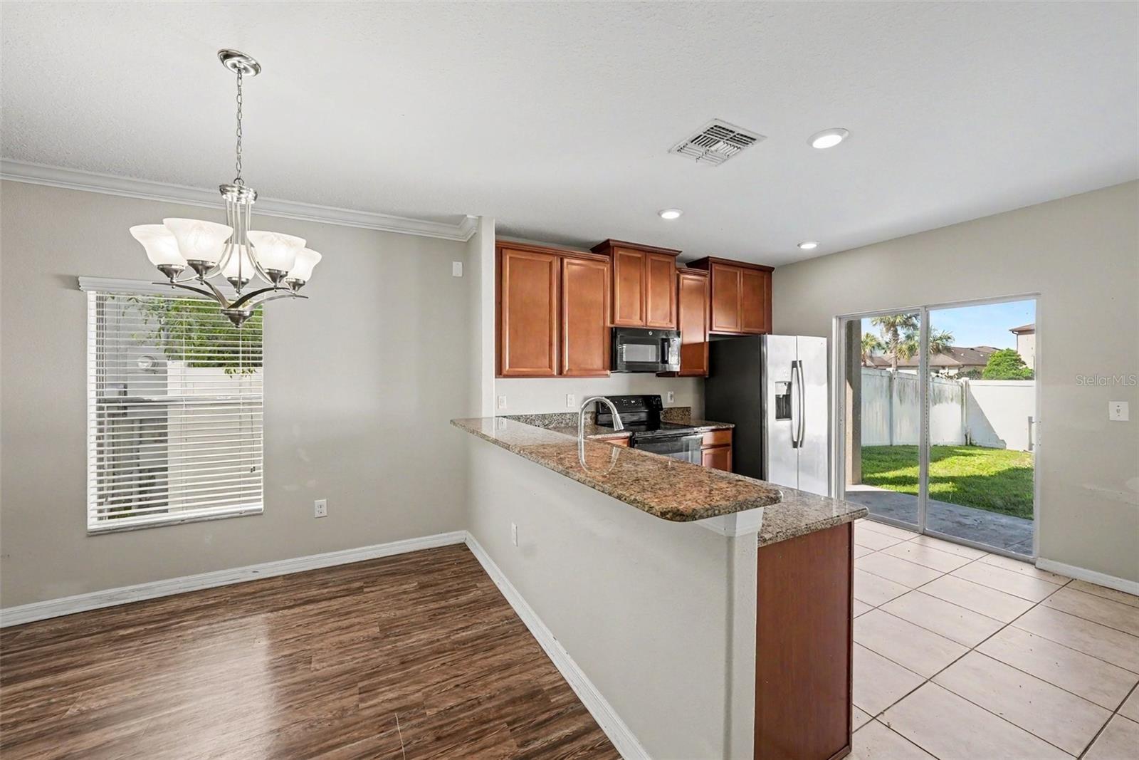 1904 HAWKS VIEW DR — photo 4
